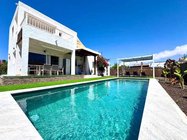 Villa La Milagrosa - B&B Lajares