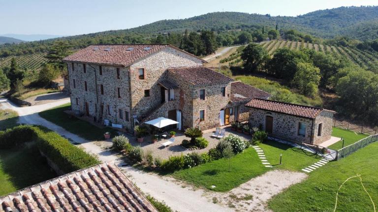 Podere Biricocolo - Il Cortile - Ferienwohnung Bucine