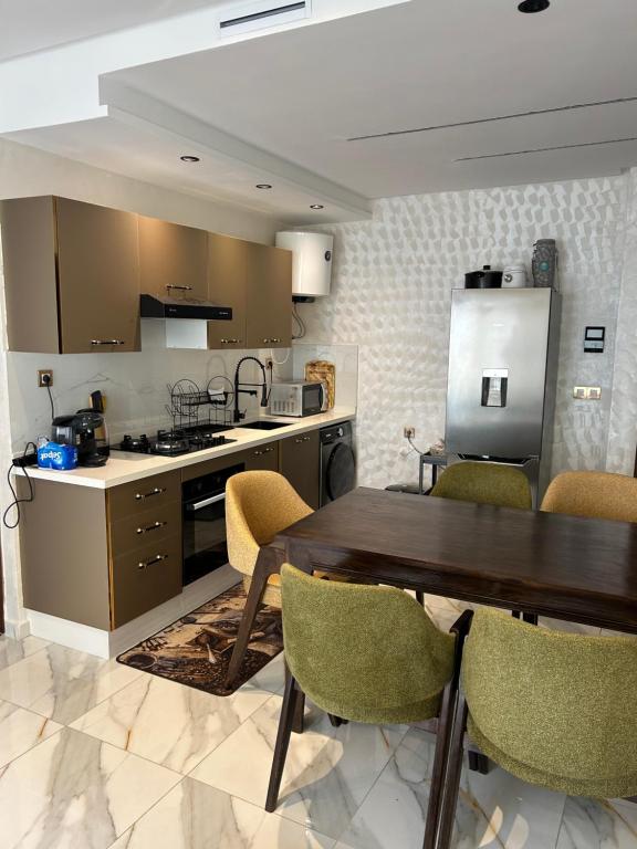 Un bel appartement en plein centre de Mahdia - Ferienwohnung Kenitra