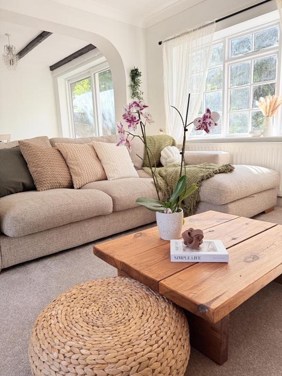 English cottage in vibrant London borough - Chambres d'hôtes West Drayton