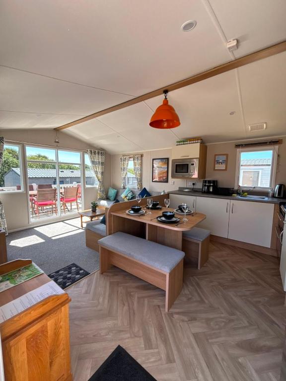 Stunning Woolacombe Seaview 3 Bedroom Caravan - Ferienwohnung Mortehoe