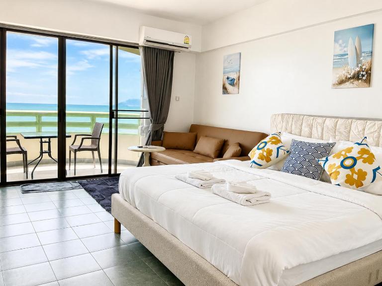 Panoramic Sea View Walk to Mae Ramphueng Beach - B&B Rayong