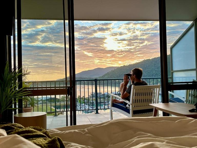 Island Views - B&B Airlie Beach