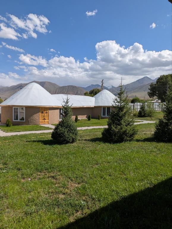 Altyn-Bulak Ethno House - Bed and Breakfast Ukok