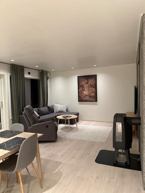Brand new apartment, centrally located in Alta - B&B Alta