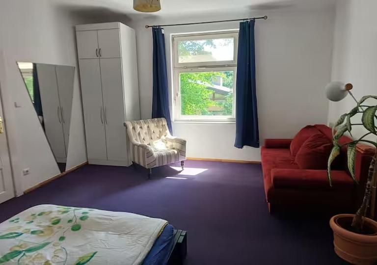 Cozy Room with Private Bathroom Near Berlin Airport - B&B Berlin