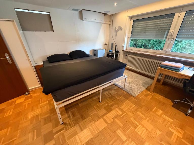 Heimkino Studio Göppingen AC Projector King Bed - B&B Göppingen