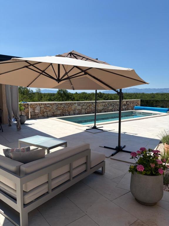 Hideaway Stonehouse pool for 2 Dalmatia Imotski - B&B Medvidovići