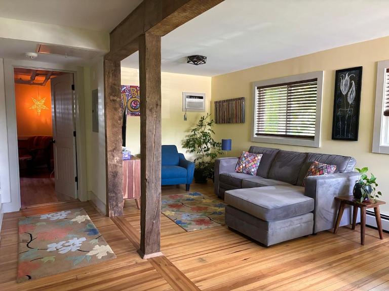 Ravenscroft Rentals - B&B Asheville
