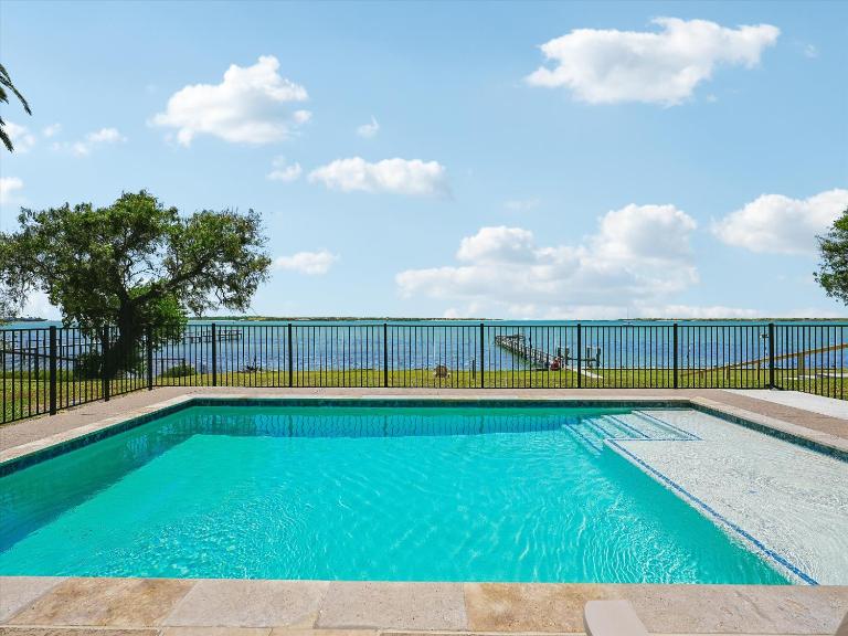 Pierfection Point - B&B Ingleside