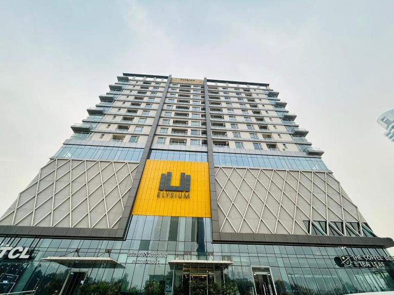 Elysium Executive 1 Bedroom Prestige Signature Apartments Facing Centaurus Mall Islamabad - B&B Islamabad