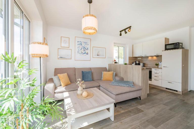 Waldsiedlung DHH MeerSeenSucht - Bed and Breakfast Korswandt