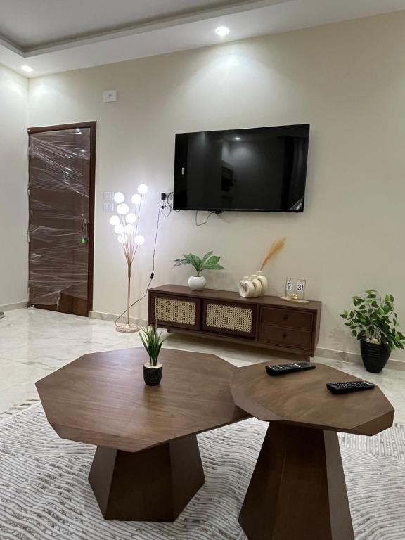 استديو فندقي مكيف للإيجار مقابل بوابه الجامعه الجلاء - Ferienwohnung Al-Mansura