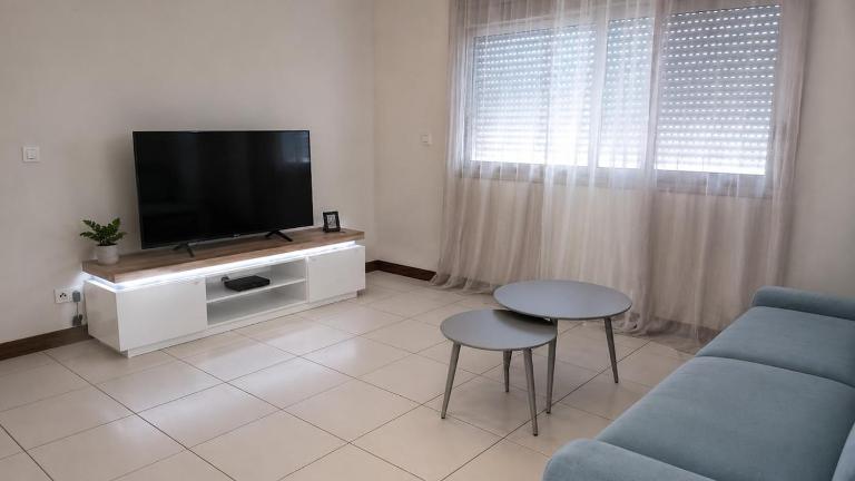 Van Sao 2 - B&B Kone