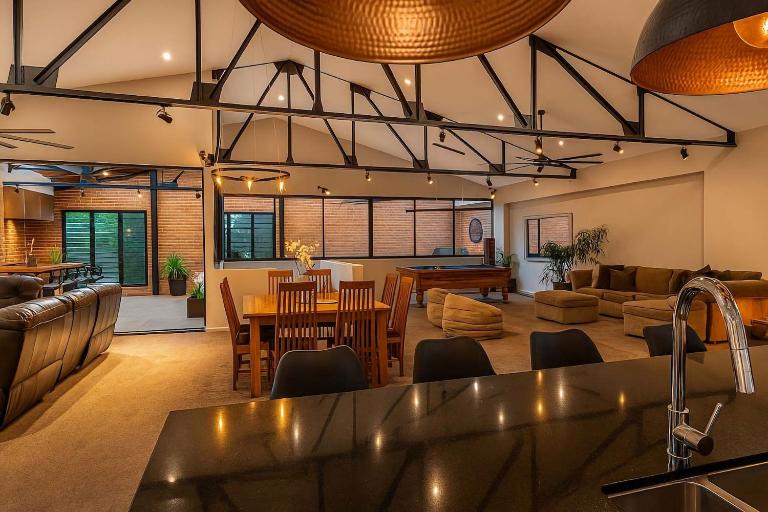 Newcastle CBD Penthouse - B&B Wogamia