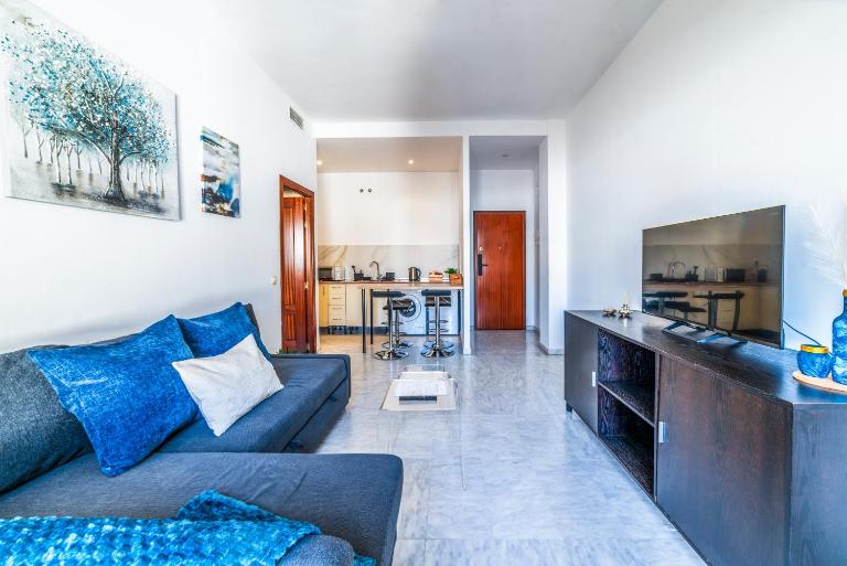 Moderno y Luminoso Apartamento para 3 personas - B&B Bormujos
