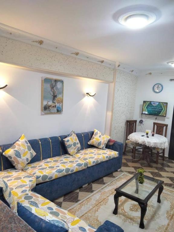 الصفوه الدهبيه للشقق الفندقيه عباس العقاد - Bed and Breakfast Caïro