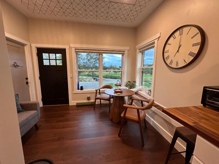 Boutique Studio Apartment at LEDBTR's - B&B Underhill