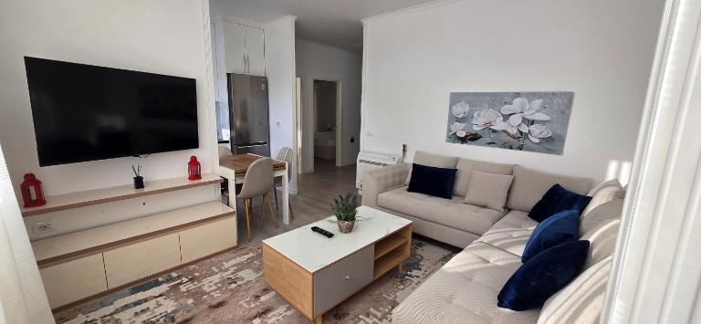 Luxury Lakeview Apartment - B&B Pogradec