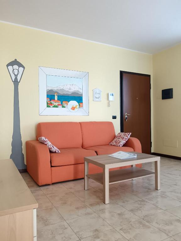 Private Parking & Malpensa in 15min - Salici House - B&B Gallarate