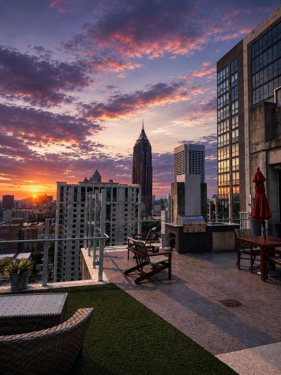 Cozy Lux Studio Rooftop Pool 2 Min to Hospital - B&B Atlanta