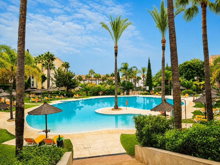 Las Brisas Bahia Marbella - B&B Marbella