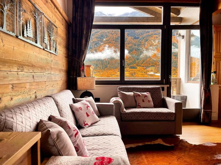 Dolomiti Loft - Alpine Design & Mountain View - B&B Dimaro
