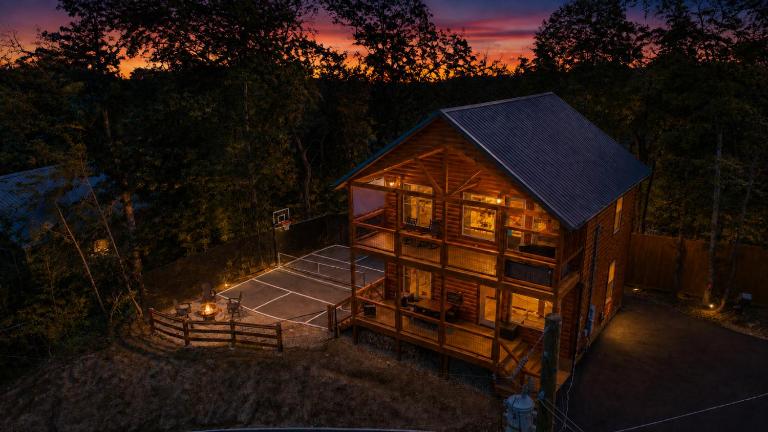Pigeon Forge Sunsets - B&B Sevierville