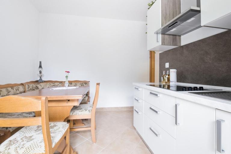 Apartma Matajurc - Ferienwohnung Trnovo ob Soči