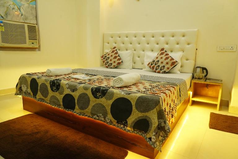 R K Inn - Bed and Breakfast Benares