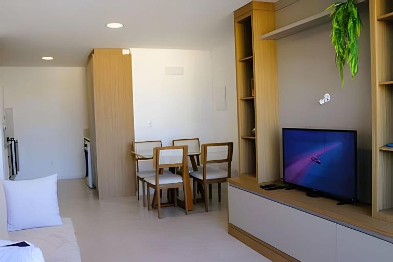 Apto de duas suítes com vista mar - 100 metros da praia em Canasvieiras - B&B Florianópolis