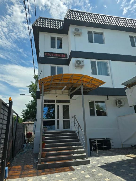 гостиница Бишкек - Bed and Breakfast Bisjkek