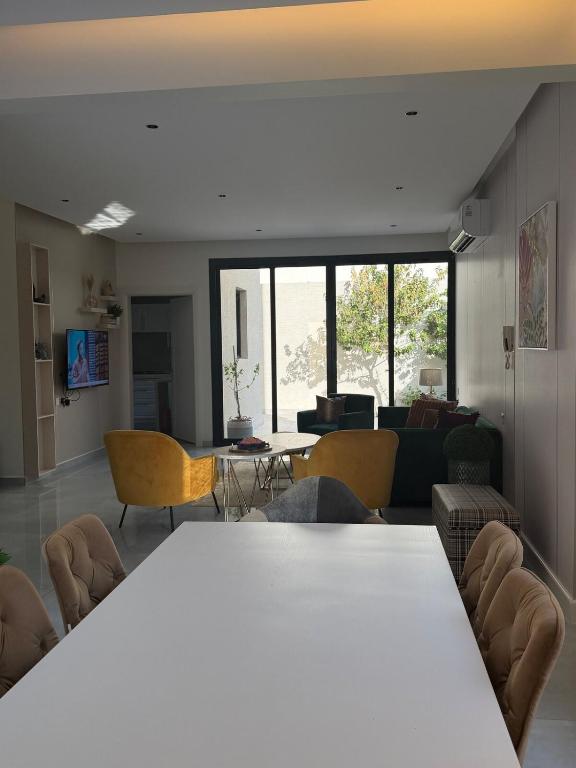 Villa Al-Amal - B&B Unaizah