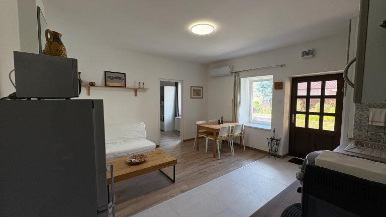Várlak Apartman Tata - B&B Tata