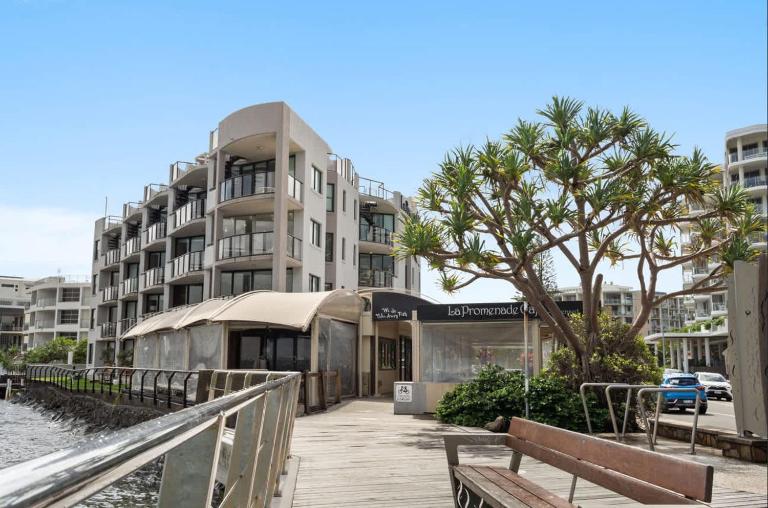 La Promenade Unit 12 - B&B Caloundra