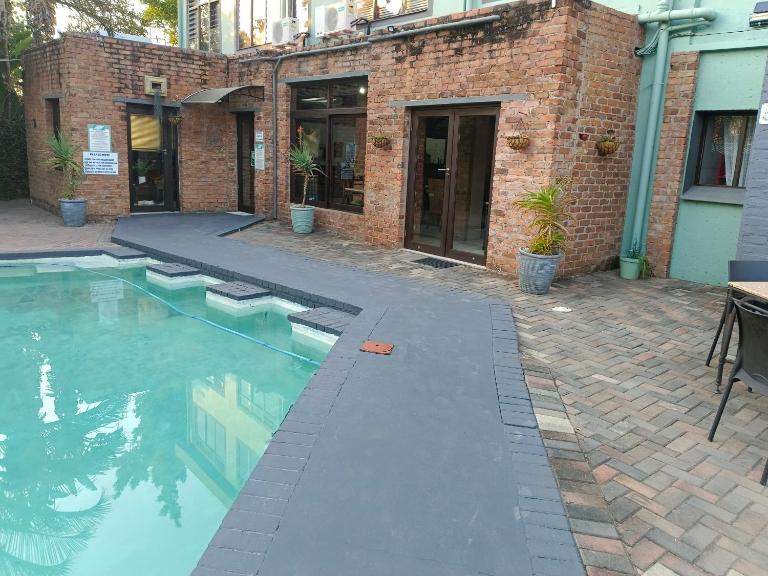 An Exclusive Guesthouse too - B&B Mbombela