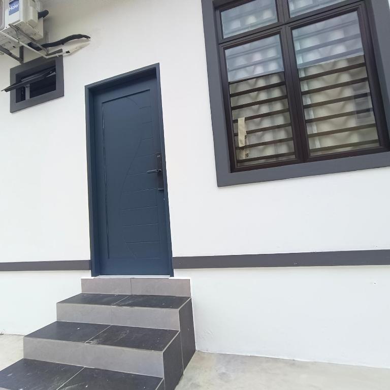 Roomstay Teacher 2 - Bed and Breakfast Kota Bharu