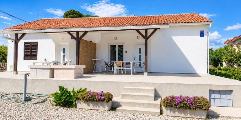 Apartment Sanja Vir - B&B Vir