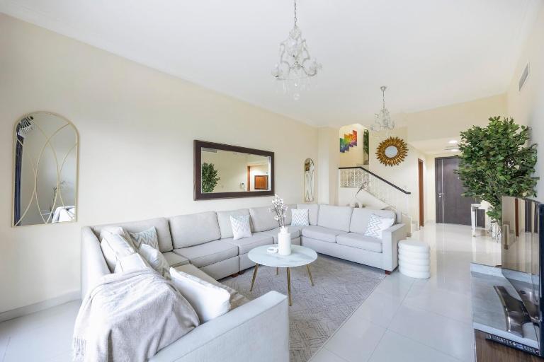 Bloomfields 2BR+Maid - Mina Al Fajer Fujairah - Ferienwohnung Rūl Ḑadnā