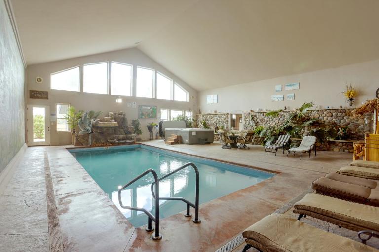 Flawless Durango Home w/ Theater + Pool Table - B&B Durango