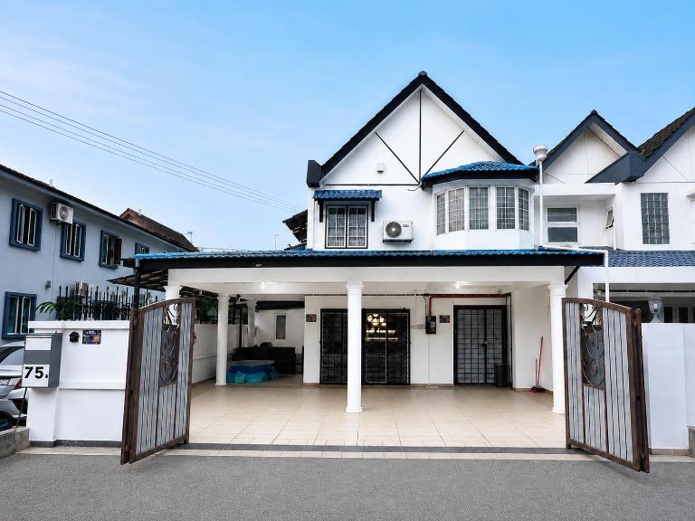 Sunway Landed KTV Near SS2 & Mid Valley 22Pax - Bed and Breakfast Petaling Jaya