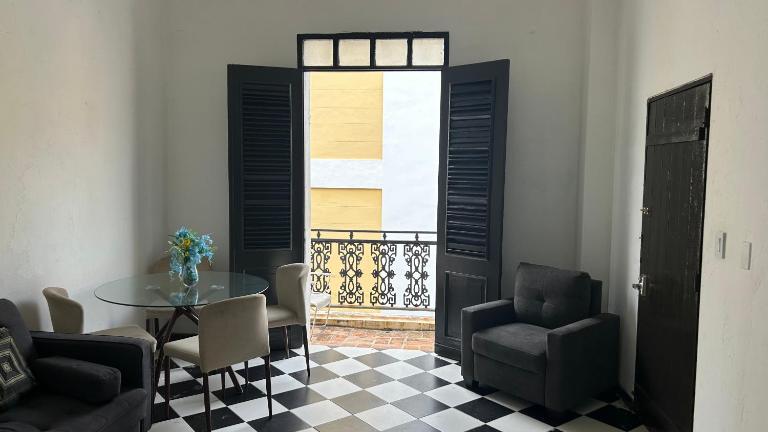 Charming Colonial 2Bdr Apartament with Balcony VSJ - Ferienwohnung San Juan