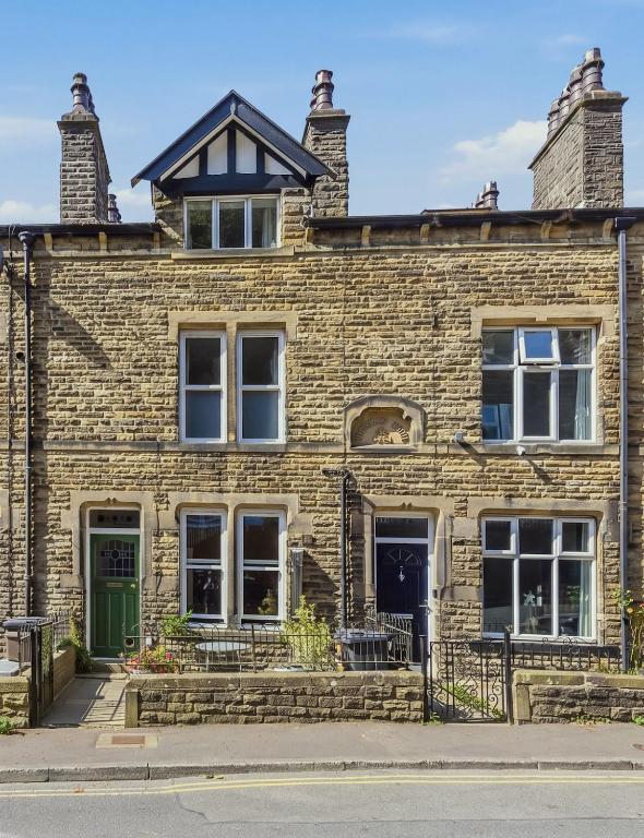 Charming 4-Bed House, near Hebden Bridge Centre - B&B Heptonstall