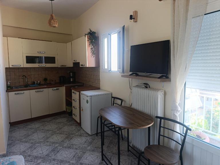 Moschato Urban High Nest - Bed and Breakfast Piraeus