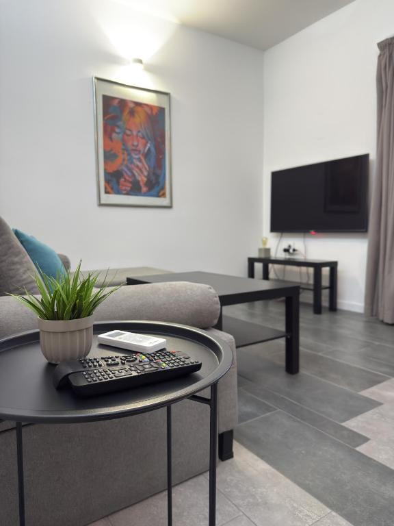 SQUARE 02 - 2 min to Macedonia Square, Free Parking - B&B Skopje