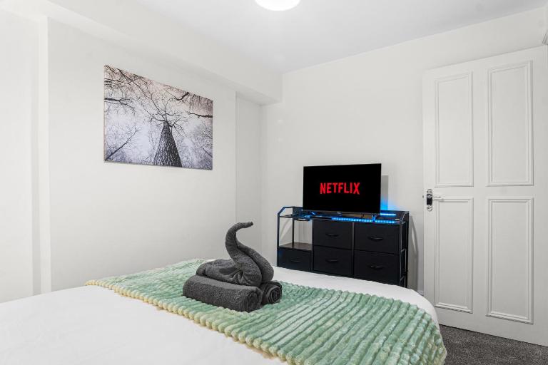 Spacious 2BR Apartment in Earls Court - B&B London