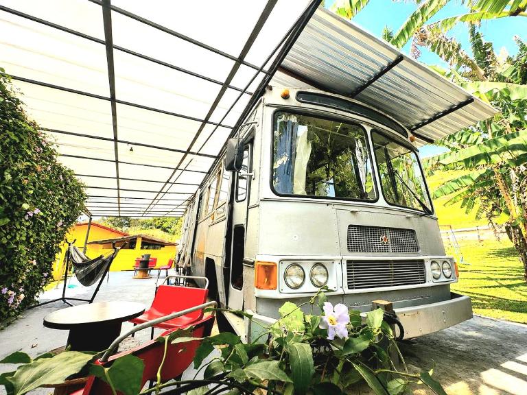 Chalé em Ônibus de 1975 - Ponto Z - B&B São Bento do Sapucaí