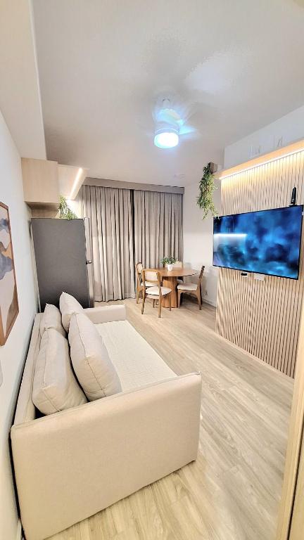 Loft 100 moderno a 100 metros da praia com 1 vaga de garagem Unidade 105- Conviva Piratininga - B&B Niterói