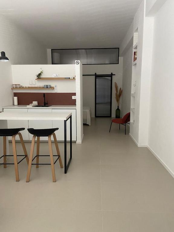 AMA STUDiO, monolocale moderno con patio in zona comoda - B&B Ancona