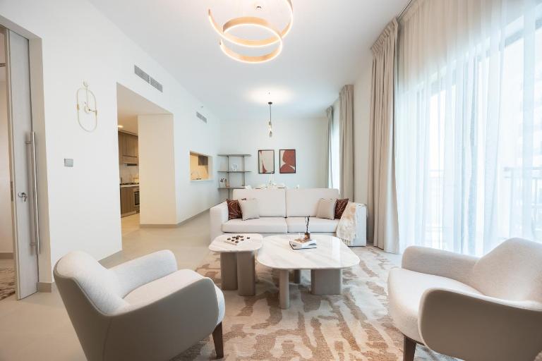 Bloomfields 2BR plus Maid's room in Fairways 3 - Yas Golf Collection - B&B Abu Dabi